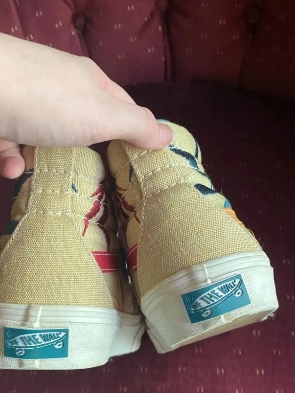 Vans leaf design - Picture 2 of 4